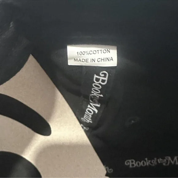 NWT Black Baseball Cap with Embroidered Text - Picture 4 of 4